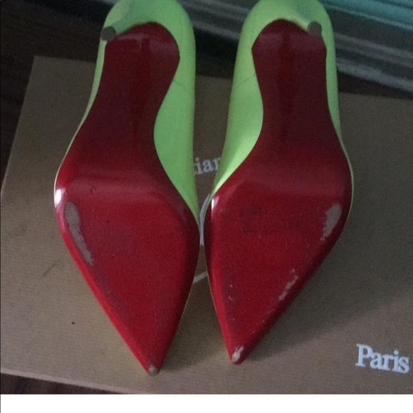 Christian Louboutin SIZE 7.5 - Picture 4 of 8